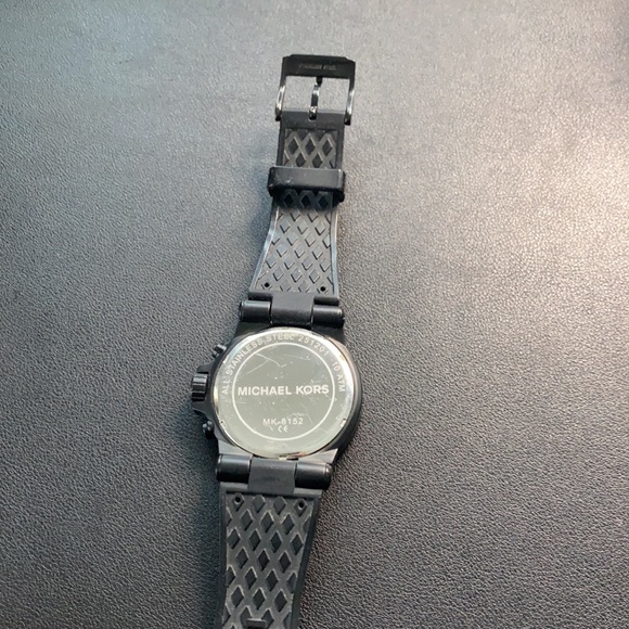 MICHAEL KORS
Dylan Quartz Black Dial Men's Watch - Picture 3 of 4